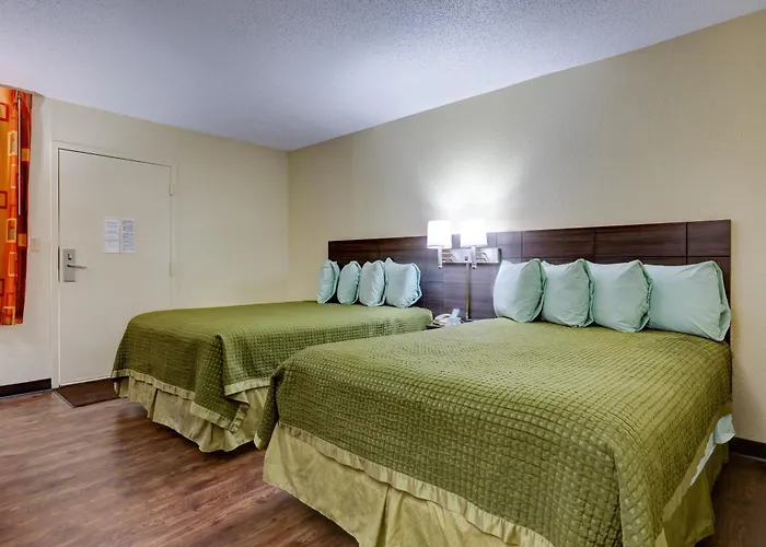 Continental Inn - Charlotte